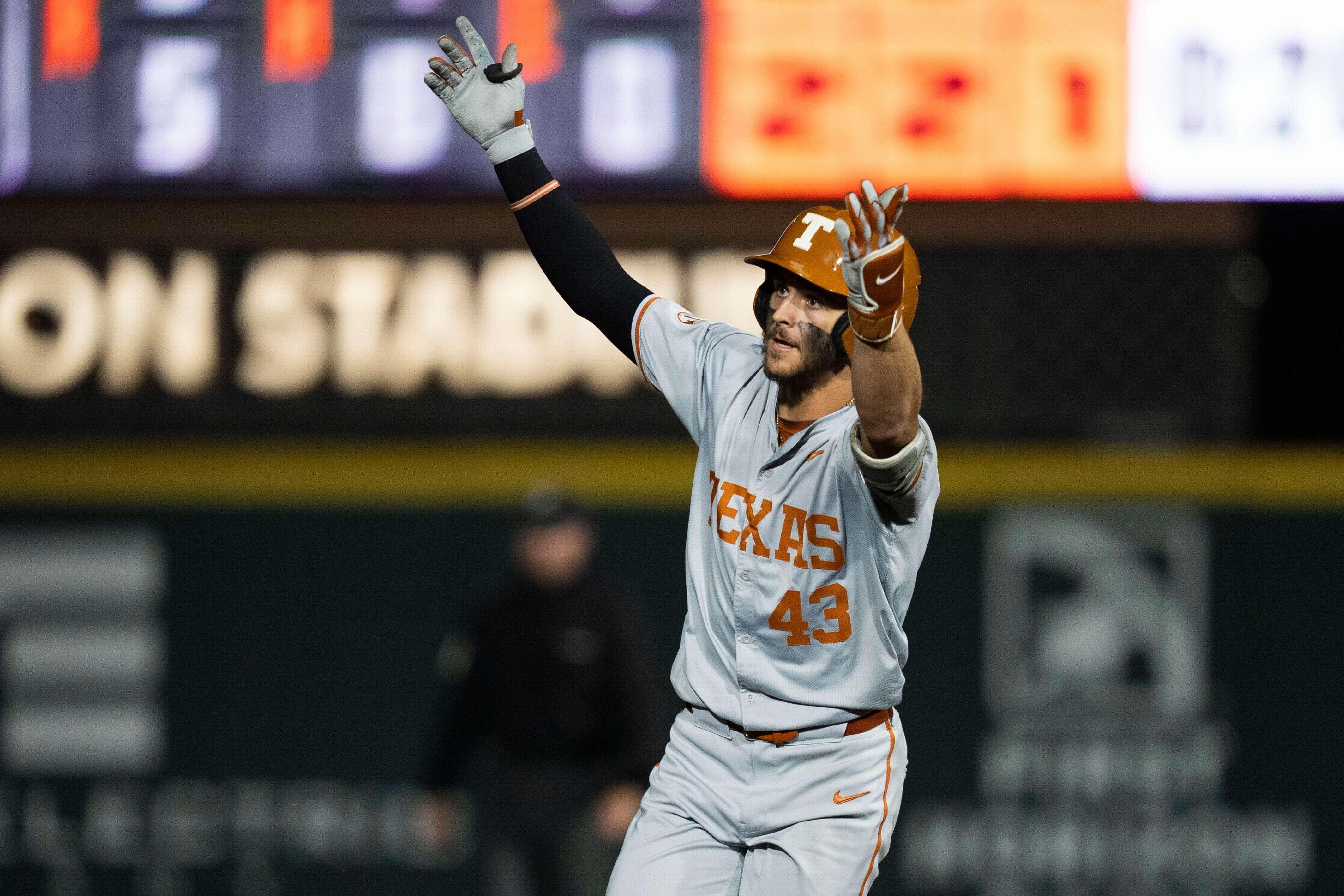 Texas' baseball Aiden Robbins