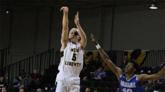 Dalton Bolon is averaging over 21 points per game. 