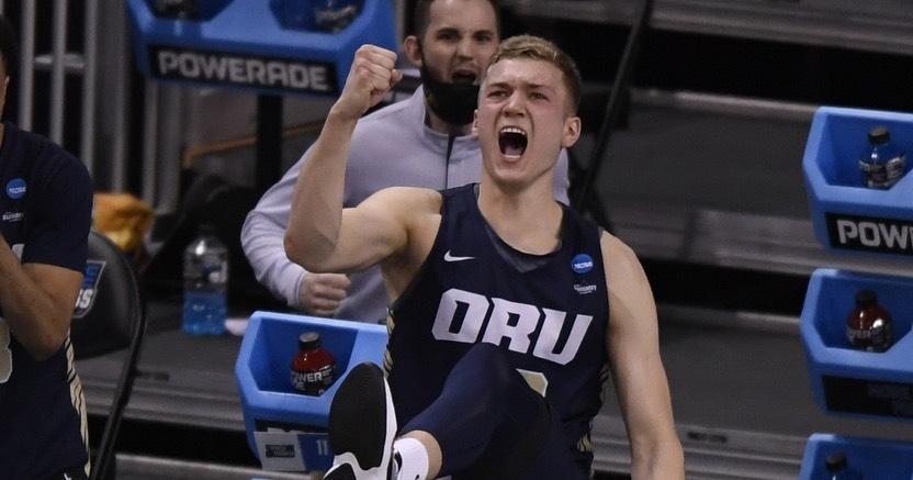 Oral Roberts became the second No. 15 seed to advance to the Sweet 16.